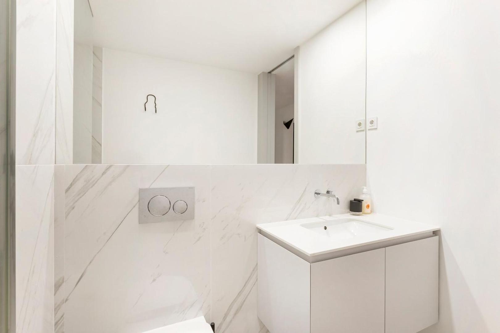 Appartamento Guestready - Trendy Getaway In The Heart Of Oporto Esterno foto